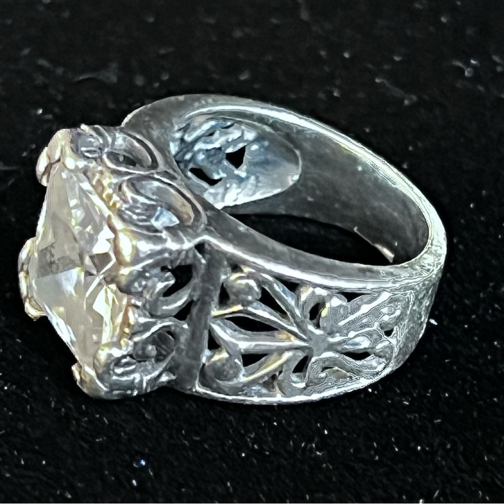 Silpada Vintage Uptown ring with large cubic zirconia stone